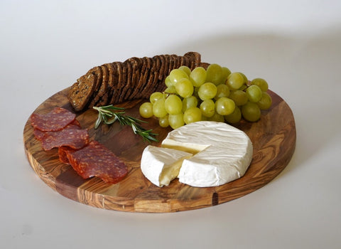 Round Rustic Olive Wood - Kitchen Chopping Board for Rustic Cheeses -Professional Chopping Board - for Cured Meats, Vegetables