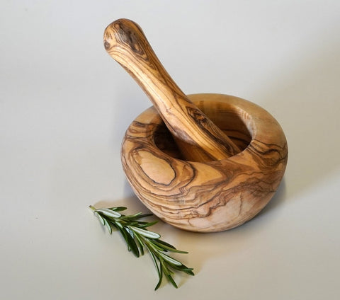 olive Wood Mortar and Pestle in Olive Wood, Smooth Structure, Grain/Natural