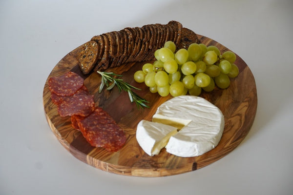 Round Rustic Olive Wood - Kitchen Chopping Board for Rustic Cheeses -Professional Chopping Board - for Cured Meats, Vegetables